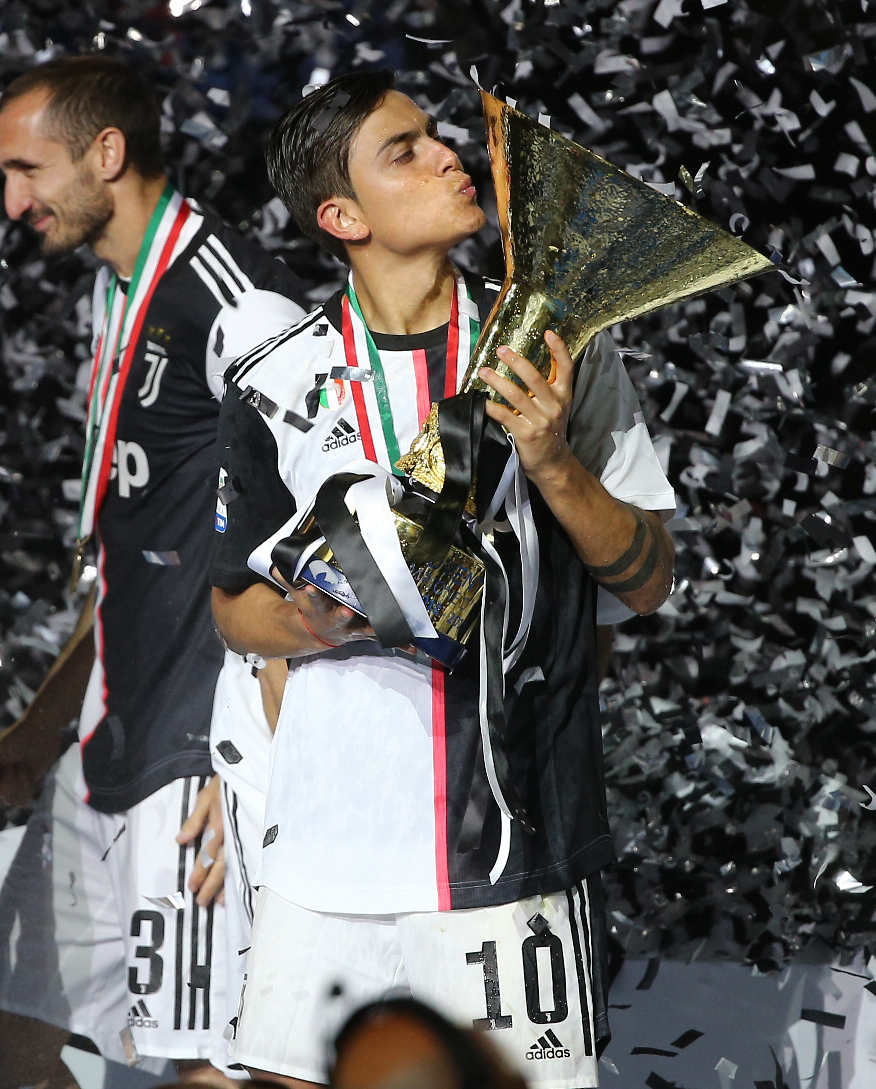 劳塔罗：很激动追平马佐拉的纪录，没想到自己能达到如此成就