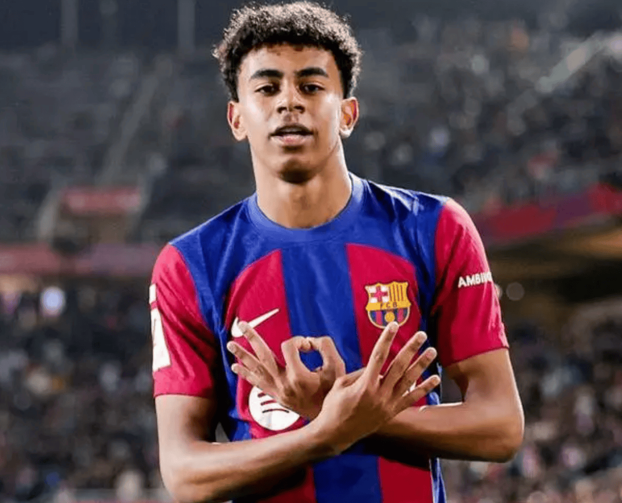 爆大冷！3-2，男排亚洲独苗挺进世锦赛8强，中国男排同组劲敌出局