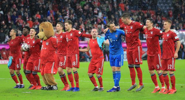 2025 年 12 月 27 日：棒球界共同庆祝历史上今天出生的传奇球员（如 Arozarena 等）