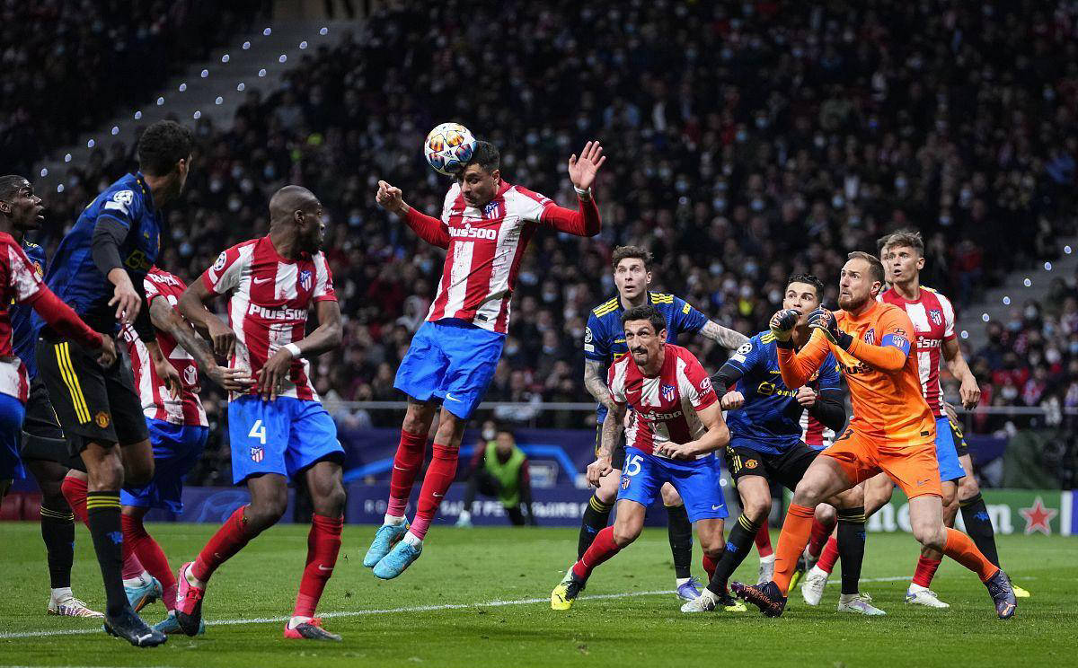 半场战报：乌迪内斯0-1热那亚，马利诺夫斯基点射